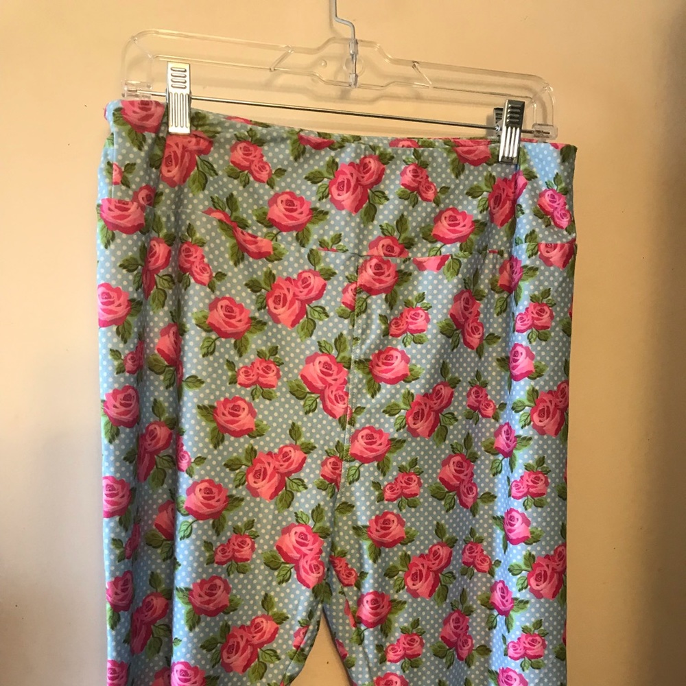 Charlie’s Project Retro Floral Leggings